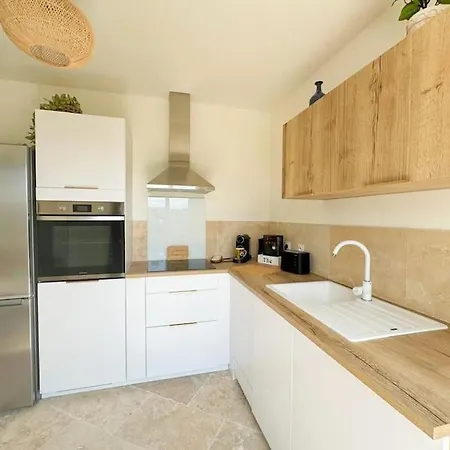 Cocon La Belle Vue, Vue Imprenable, Coeur Village Holiday home *